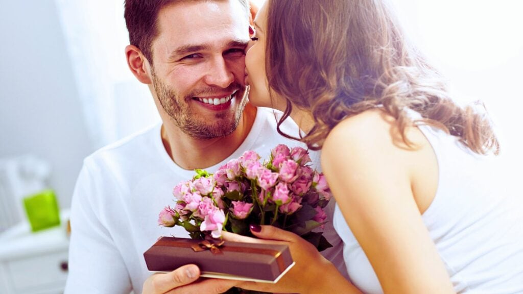 Flower Arrangements for Father’s Day: Unique Ideas for Men