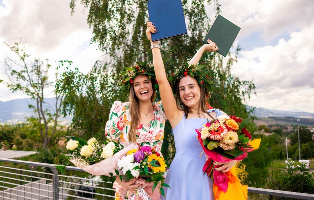 Making Graduate Celebration Flowers Last Through the Events