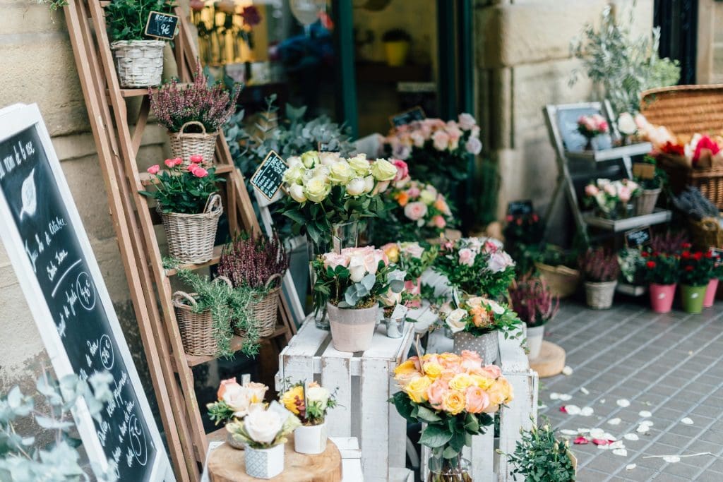 The Art of Floral Gifting: Unveiling the Etiquette and Symbolism for Every Occasion