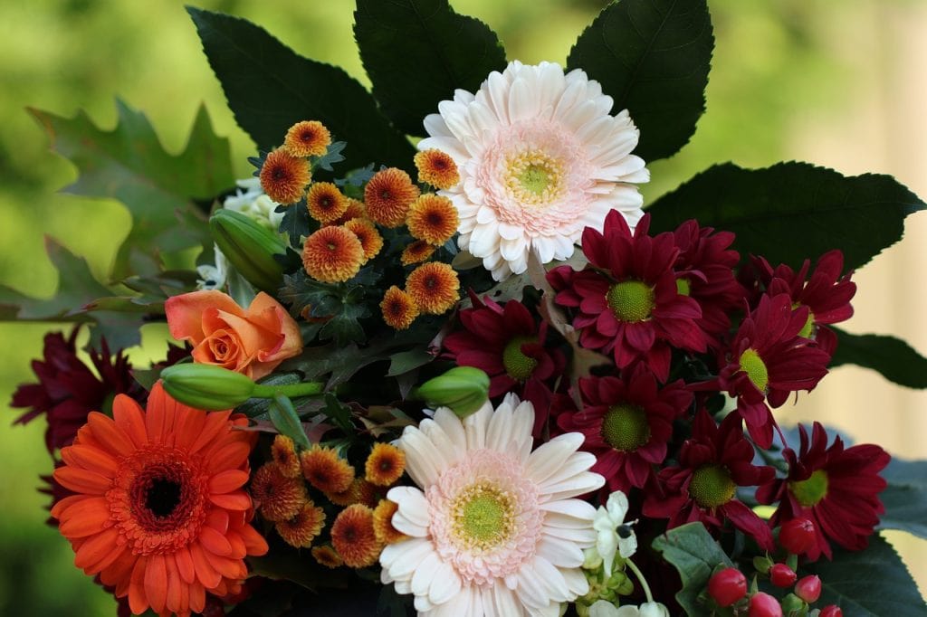 Top Flower Arrangements in Nottingham You Can Order Today