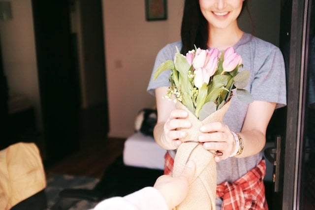 The Art of Gifting Flowers: A Comprehensive Guide to Choosing the Perfect Floral Gift for Every Occasion