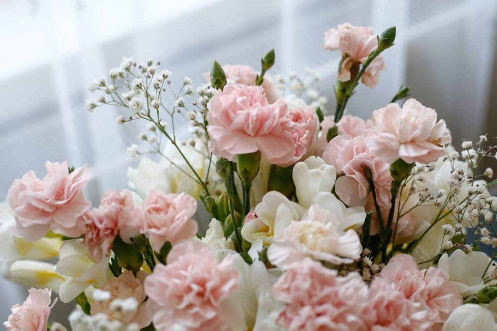 Designing a Memorable Mother’s Day with Floral Arrangements